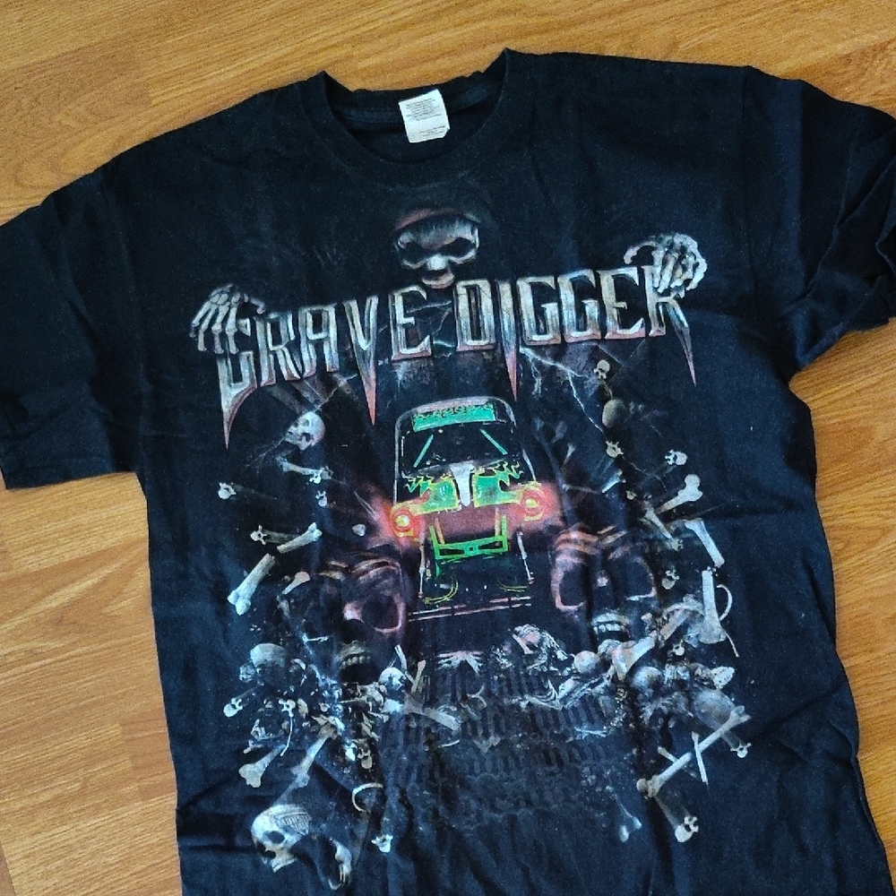 2000s Grave Digger Black T-Shirt